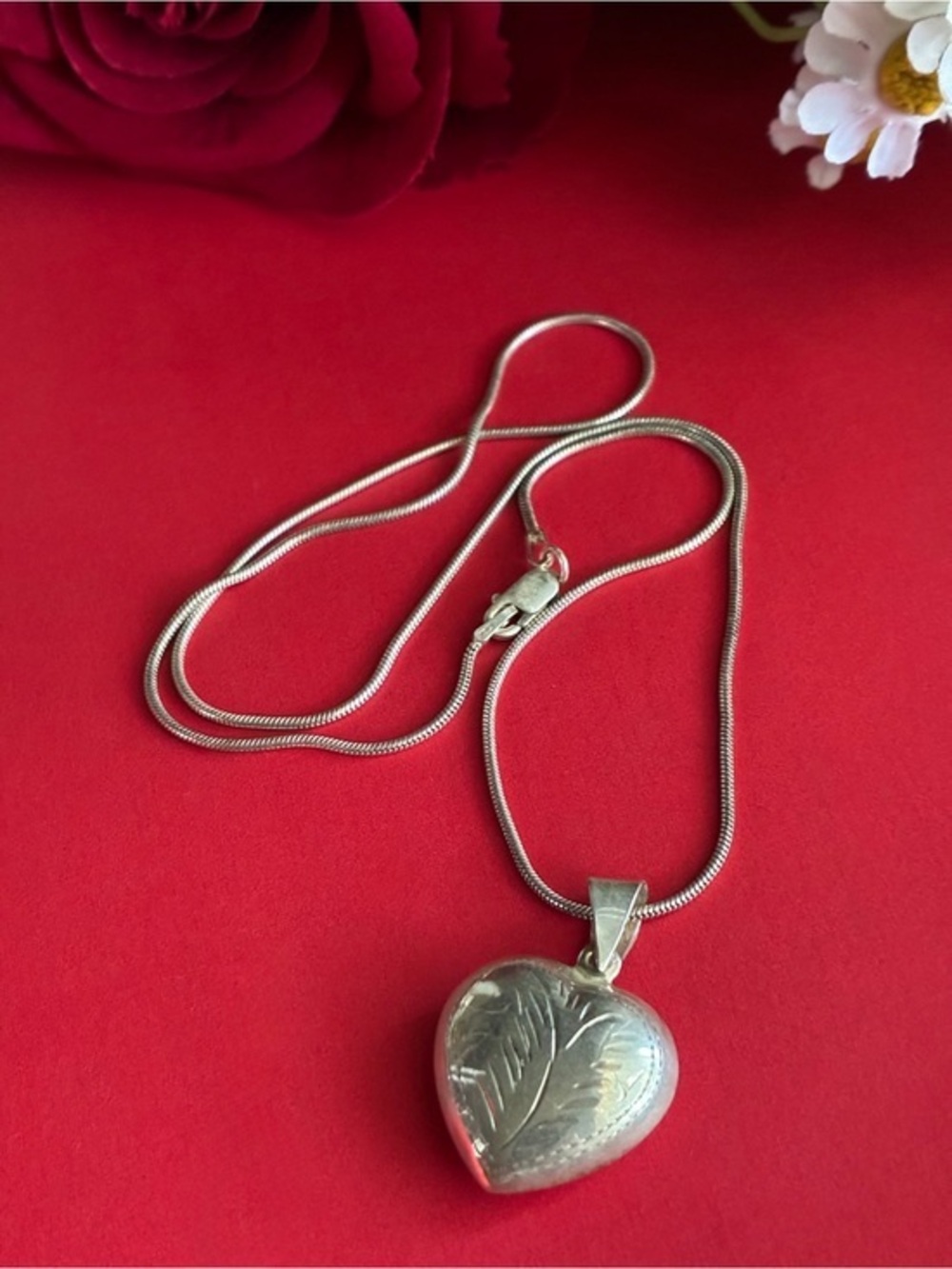 925 Silver Heart Locket Necklace with Leaf Engraving 17”
